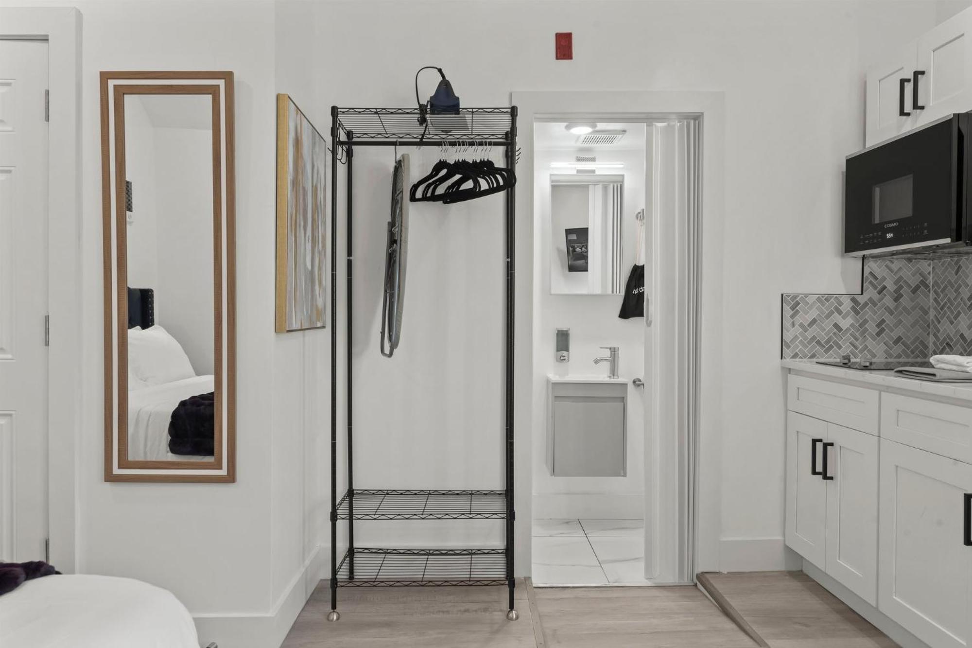 New Season Royals, Airport West Hotell Chester Rom bilde