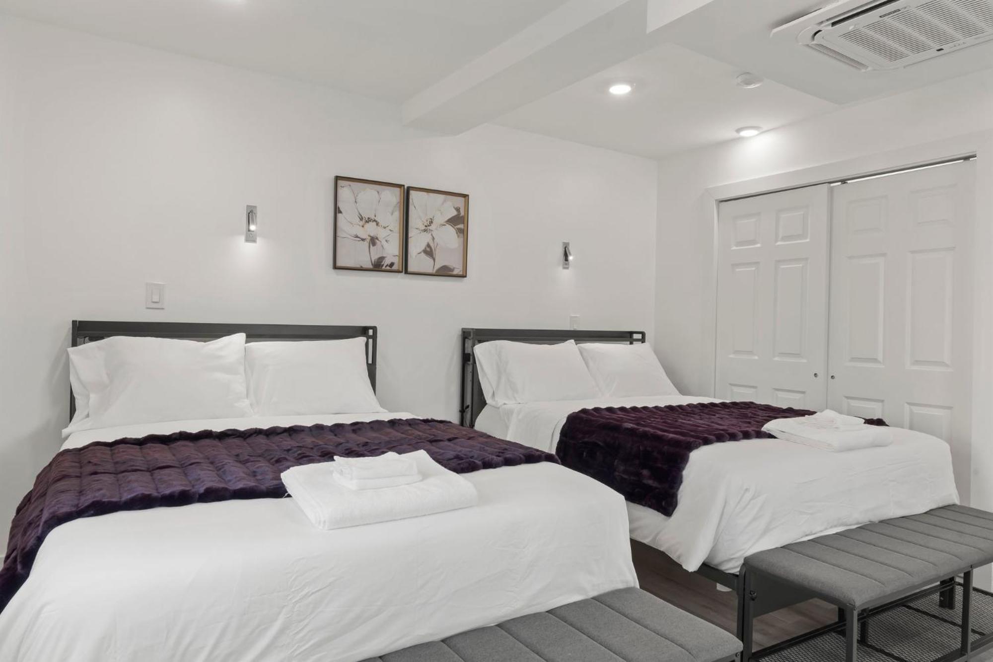 New Season Royals, Airport West Hotell Chester Rom bilde